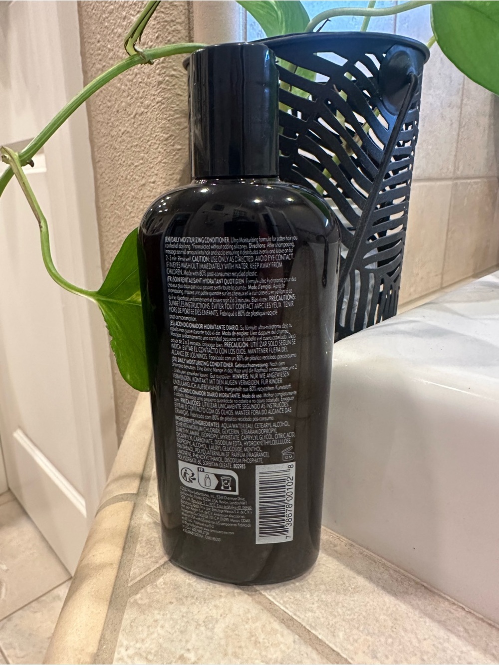 Daily Moisturizing Conditioner - Picture 2 of 2